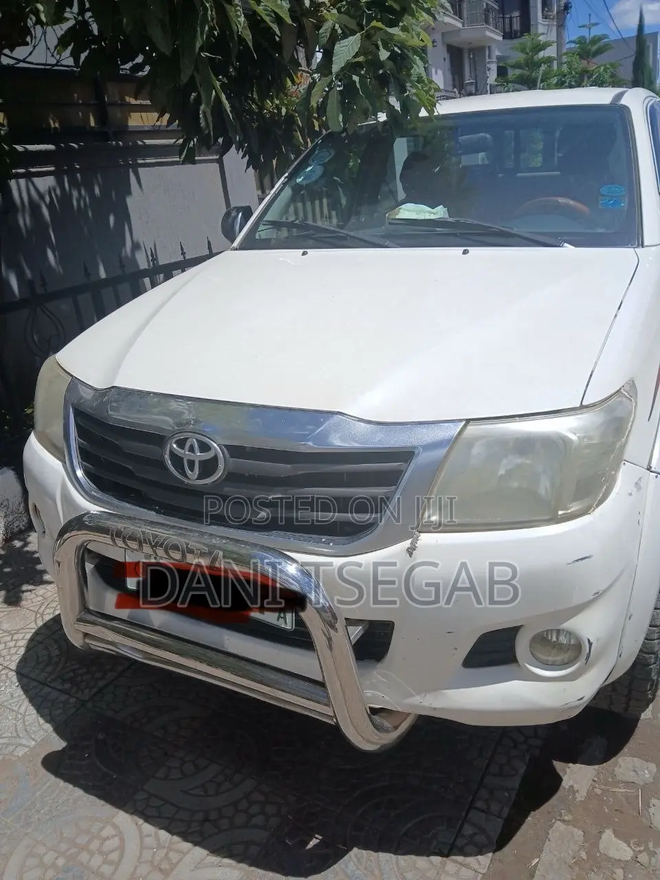 Hilux 2014 for Rent