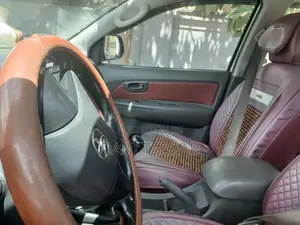 Hilux 2014 for Rent