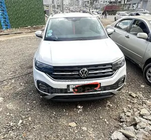 Volkswagen T-Cross 2021 White
