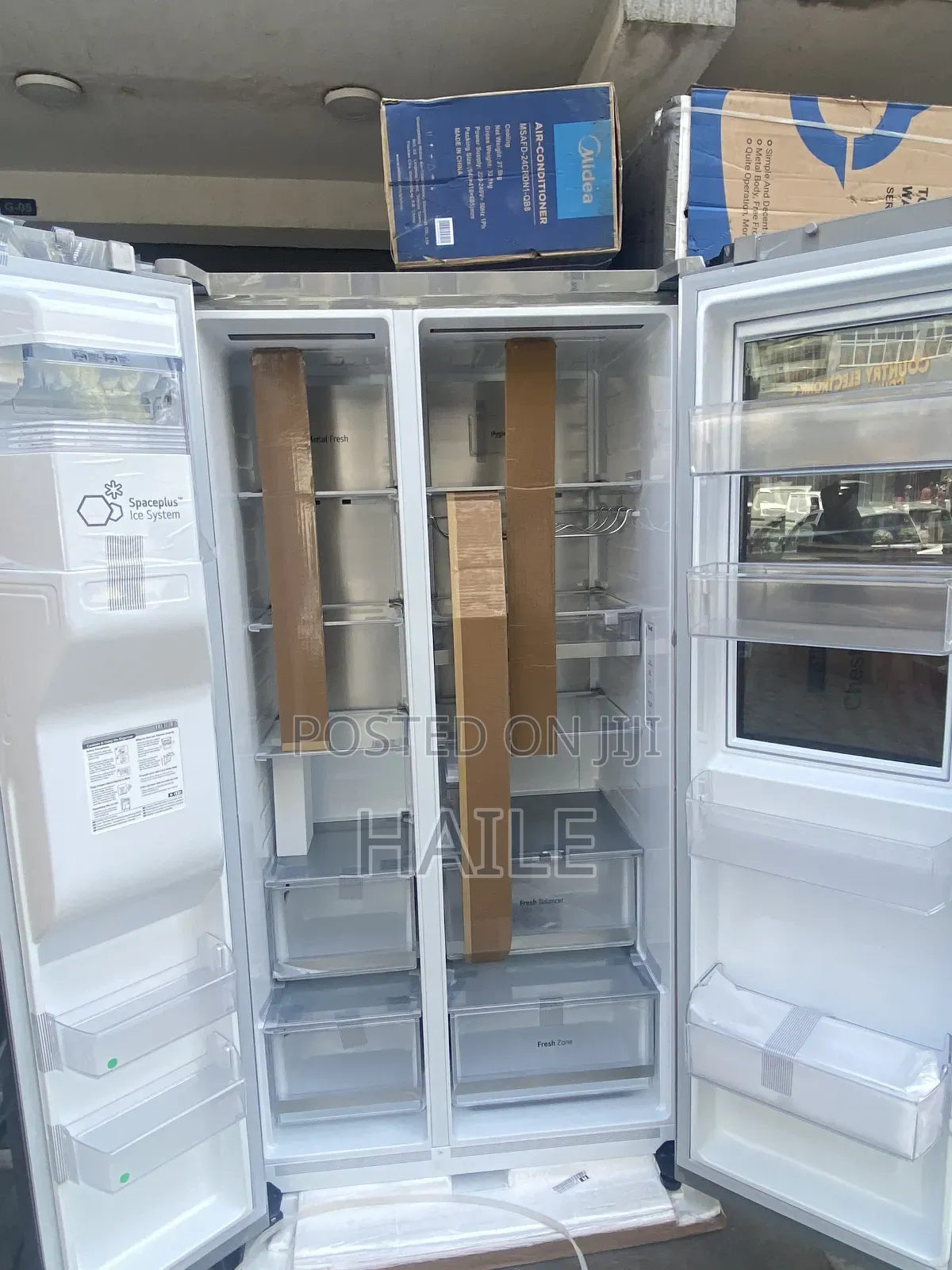 Refrigerator