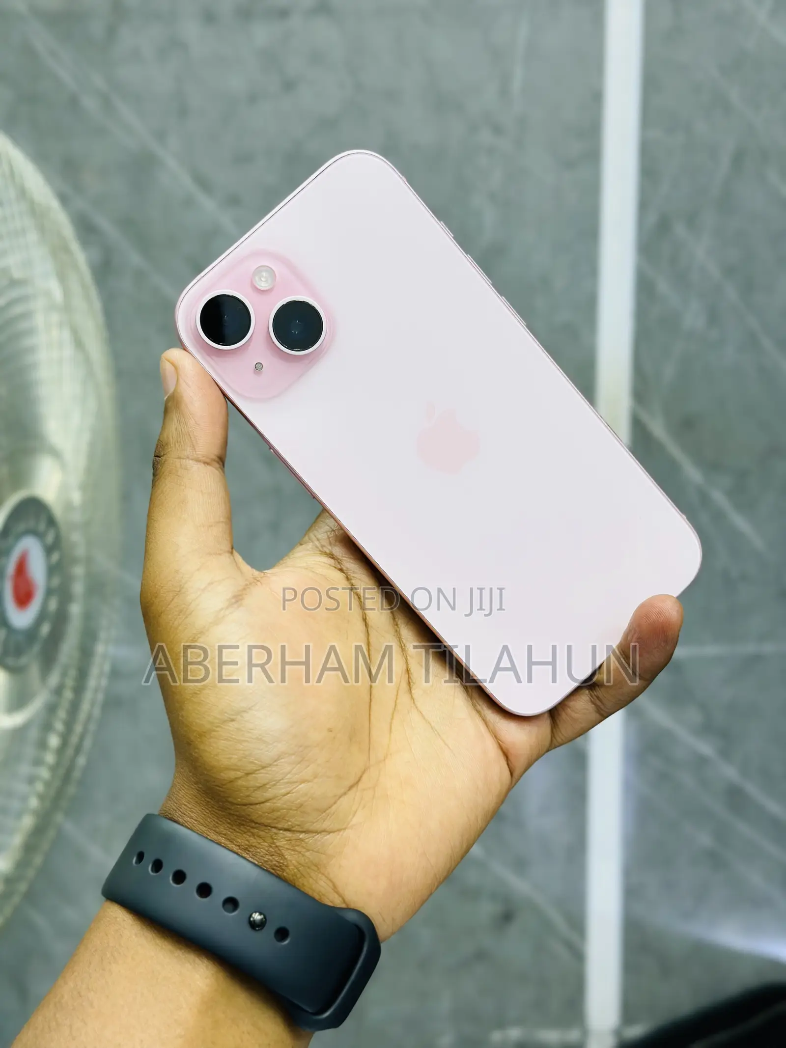 Apple iPhone 15 128 GB Pink
