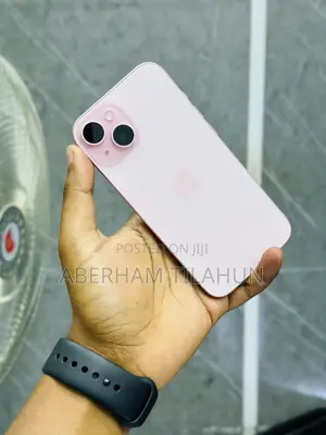 Apple iPhone 15 128 GB Pink