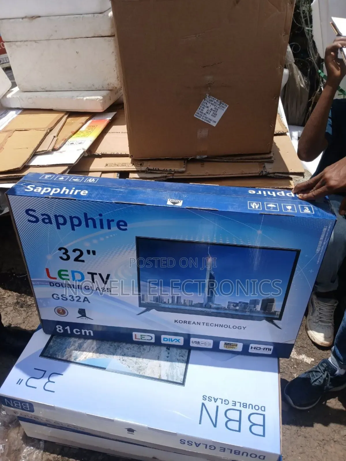 New Brand 32 Dual Sceen Tv