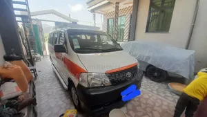 Toyota Grand HiAce 2008 White