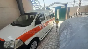 Toyota Grand HiAce 2008 White