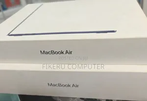 New Laptop Apple MacBook Air 2025 M4 15-inch 16GB Apple M4 SSD 512GB