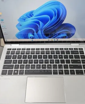 New Laptop HP EliteBook 1040 G8 16GB Intel Core i7 SSD 512GB