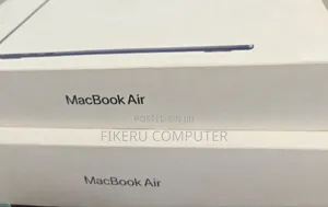 New Laptop Apple MacBook Air 2025 M4 13-inch 16GB Apple M4 SSD 256GB