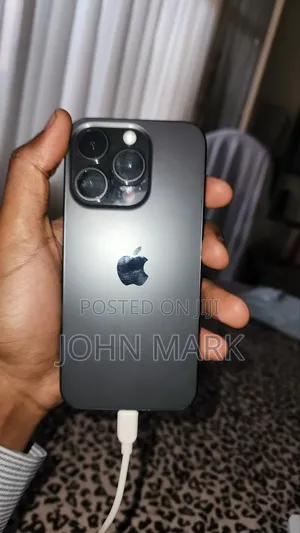 Apple iPhone 15 Pro 256 GB Silver