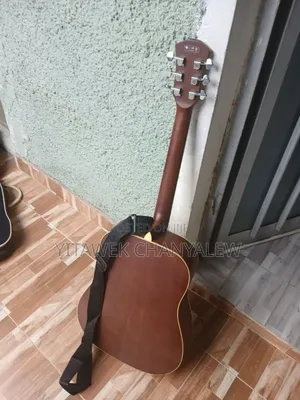 Dame Guitar