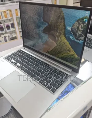 New Laptop Asus VivoBook 15 X505BA 8GB Intel Core i3 SSD 256GB