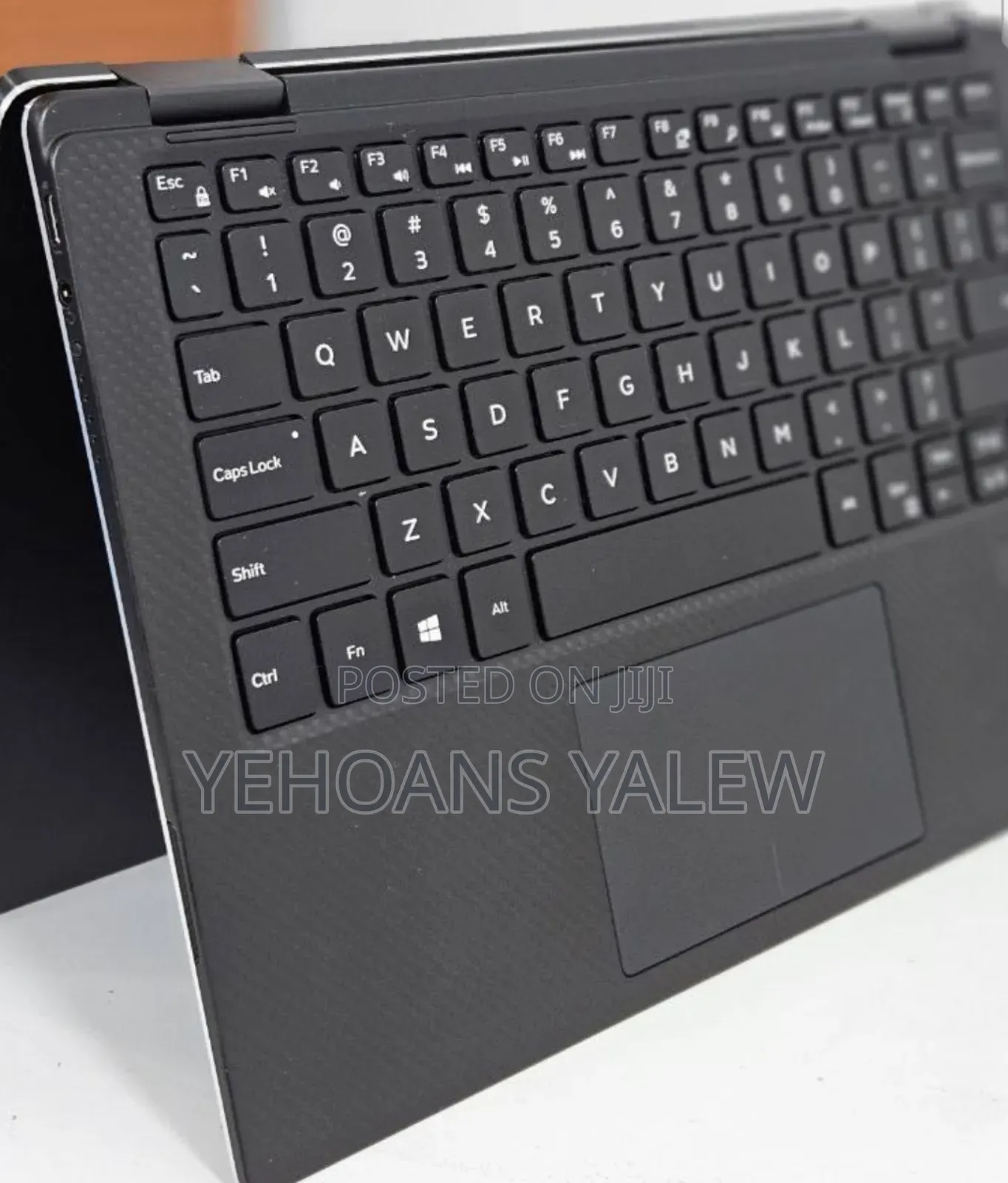 New Laptop Dell XPS 13 9365 8GB Intel Core i5 SSD 512GB