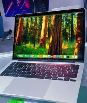 New Laptop Apple MacBook Air 2022 M2 8GB Apple M2 SSD 256GB