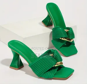 Stylish Green Knot Block Heels