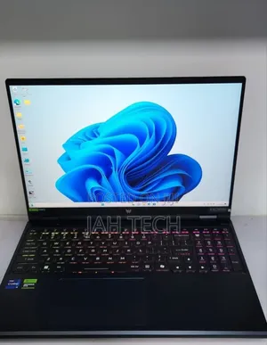 New Laptop Acer Predator Helios Neo 16 16GB Intel Core i9 SSD 1T
