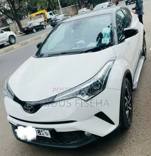 Toyota C-HR 2021 White