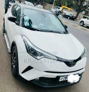 Toyota C-HR 2021 White
