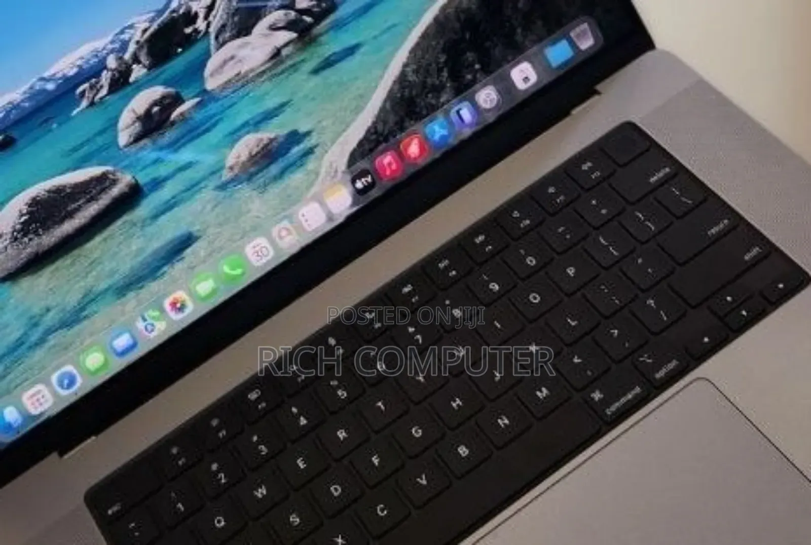 New Laptop Apple MacBook Pro 2021 M1 16GB Apple M1 Pro SSD 512GB