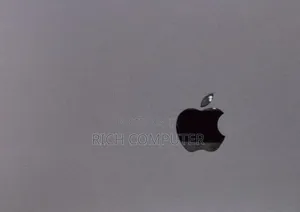 New Laptop Apple MacBook Pro 2021 M1 16GB Apple M1 Pro SSD 512GB