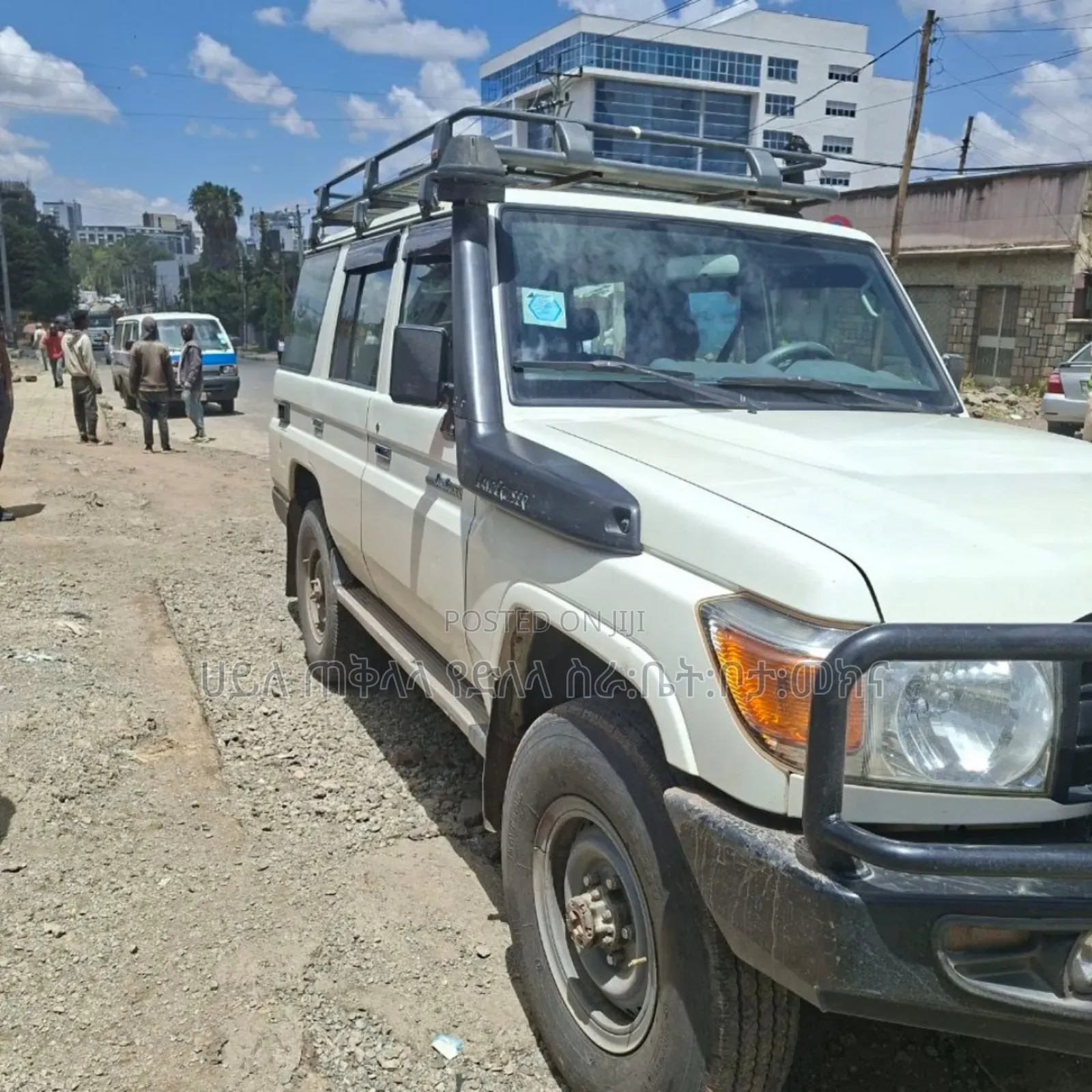 Toyota Land Cruiser 2018 Ivory