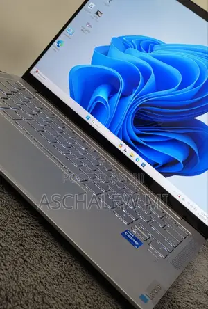 New Laptop Lenovo Ideapad 3 16GB Intel Core i5 SSD 512GB