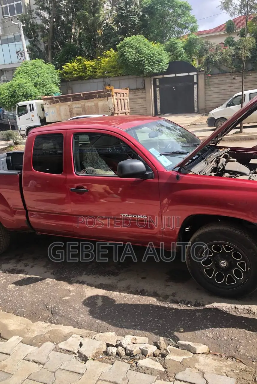 Toyota Tacoma 2008 Red