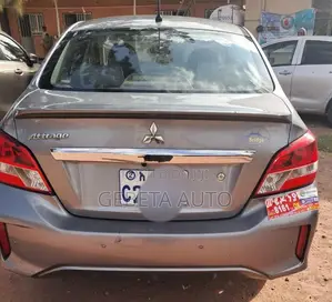 Mitsubishi Attrage 2022