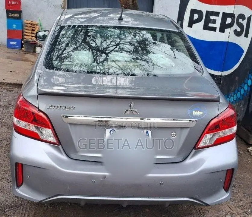 Mitsubishi Attrage 2022