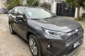 Toyota RAV4 2020 Pearl