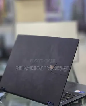 New Laptop Asus VivoBook 15 X505BA 16GB Intel Core i7 SSD 512GB
