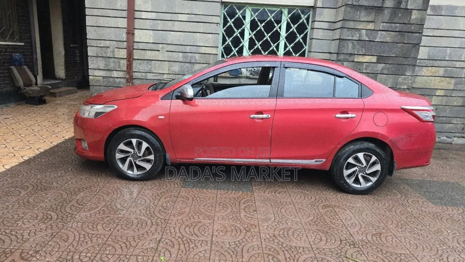 Toyota Yaris 2014 Red