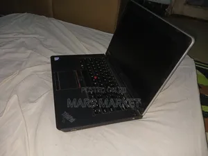 Laptop Lenovo ThinkPad Edge E420 4GB Intel Core 2 Quad HDD 320GB