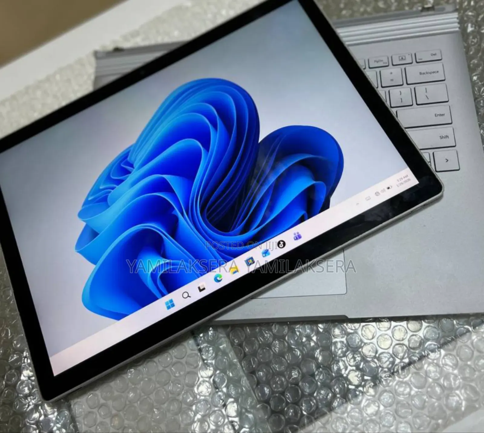 New Laptop Microsoft Surface Book 3 16GB Intel Core i7 SSD 256GB