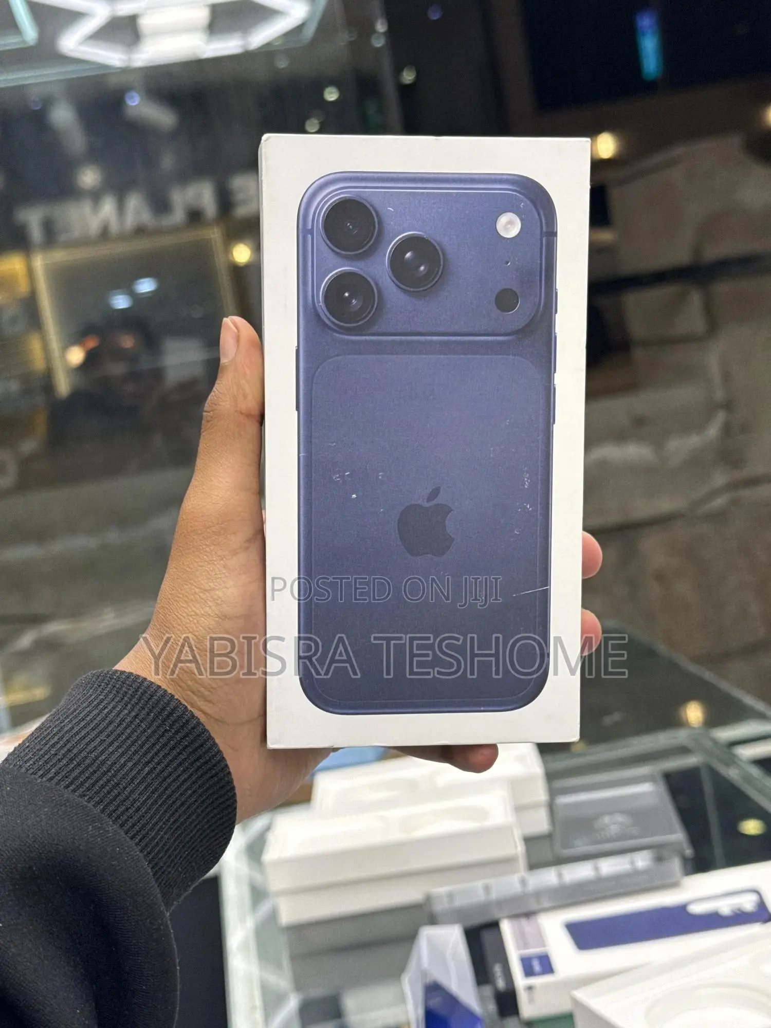 New Apple iPhone 17 Pro 256 GB Blue