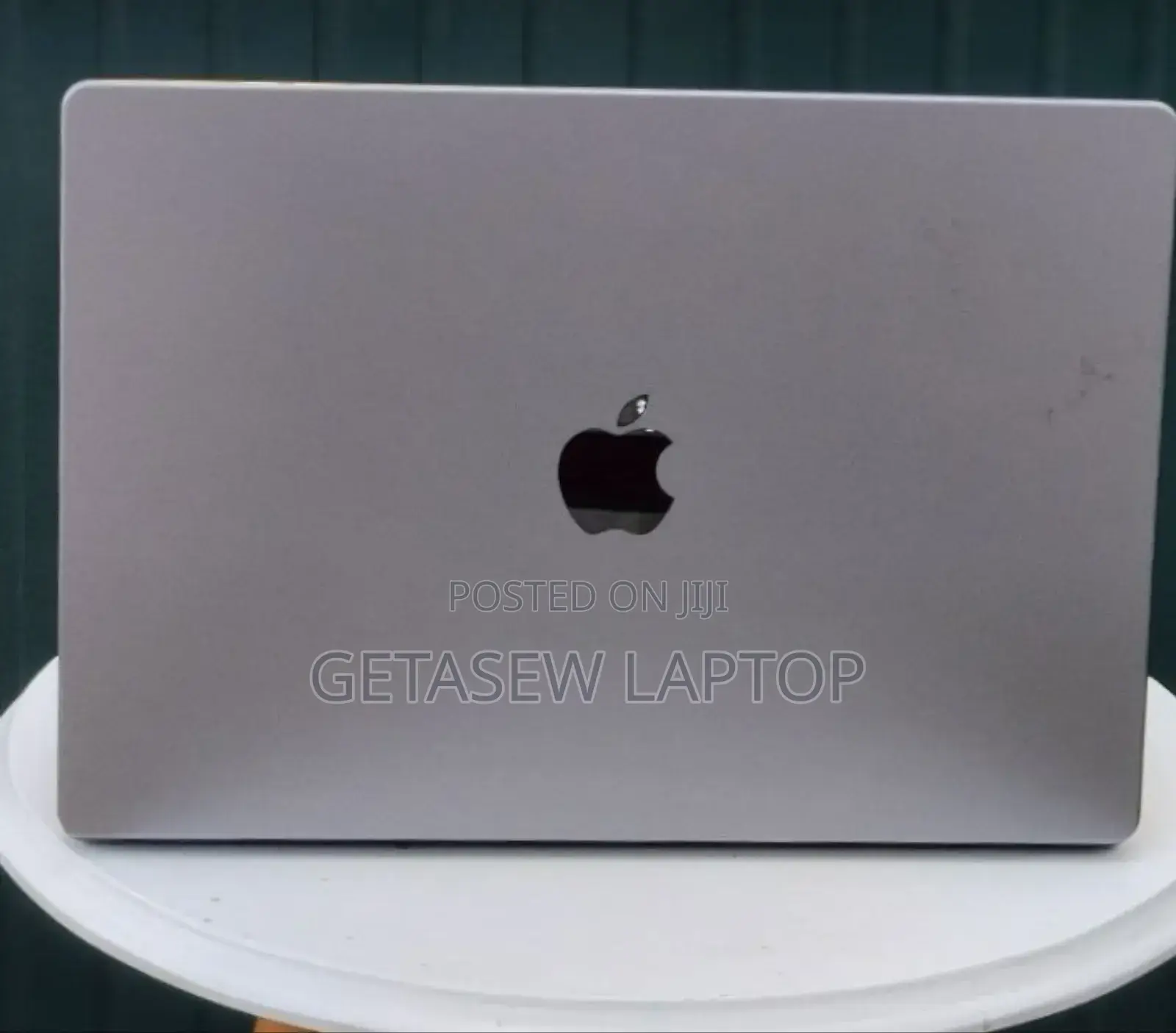 New Laptop Apple MacBook Pro M1 16GB Apple M1 Pro SSD 512GB