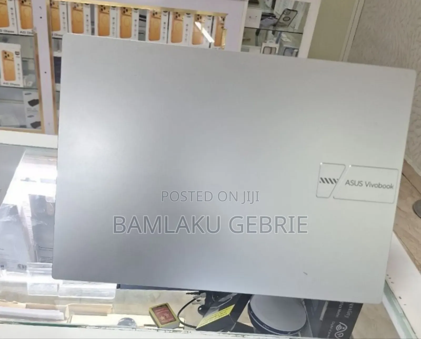 New Laptop Asus VivoBook 15 X505BA 8GB Intel Core i3 SSD 256GB