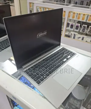 New Laptop Asus VivoBook 15 X505BA 8GB Intel Core i3 SSD 256GB