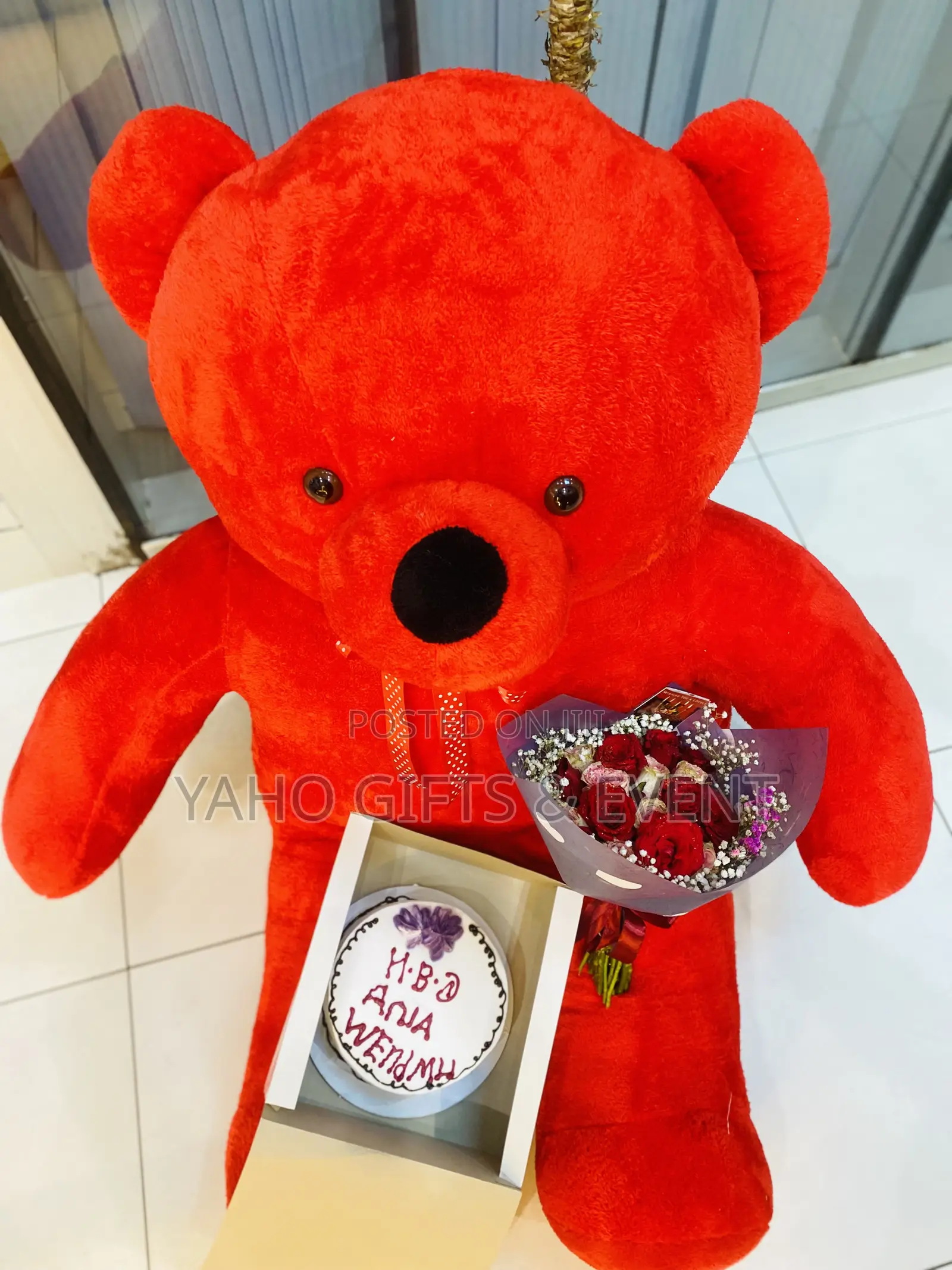 3xl Teddy Bear Torta and Flower Gift