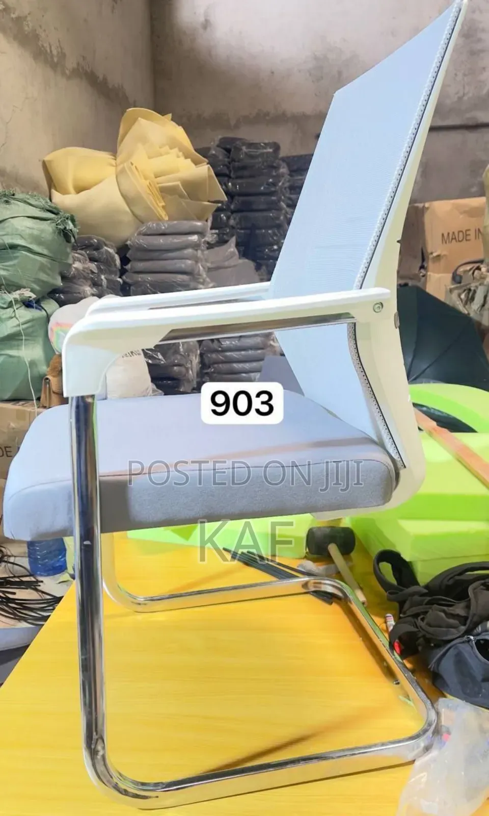 Chair Uleg White Color