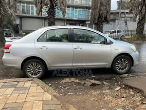 Toyota Belta 2007