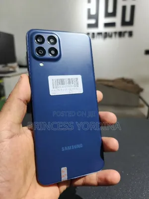 New Samsung Galaxy M33 5G 128 GB Blue