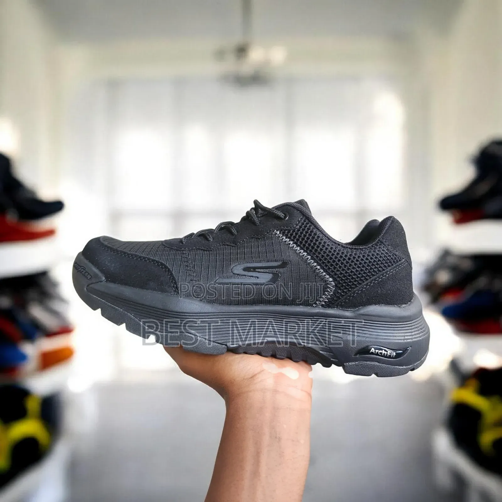 Skechers Goodyear