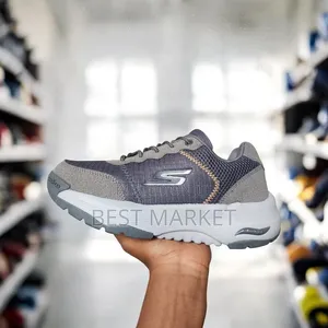 Skechers Goodyear
