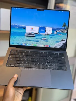 New Laptop Apple Macbook Pro 2025 M5 14-inch 16GB Apple M5 SSD 512GB
