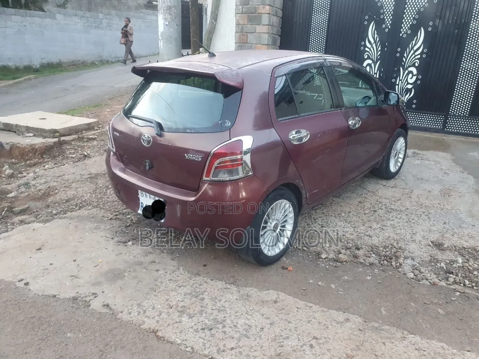 Toyota Yaris 2010 Red