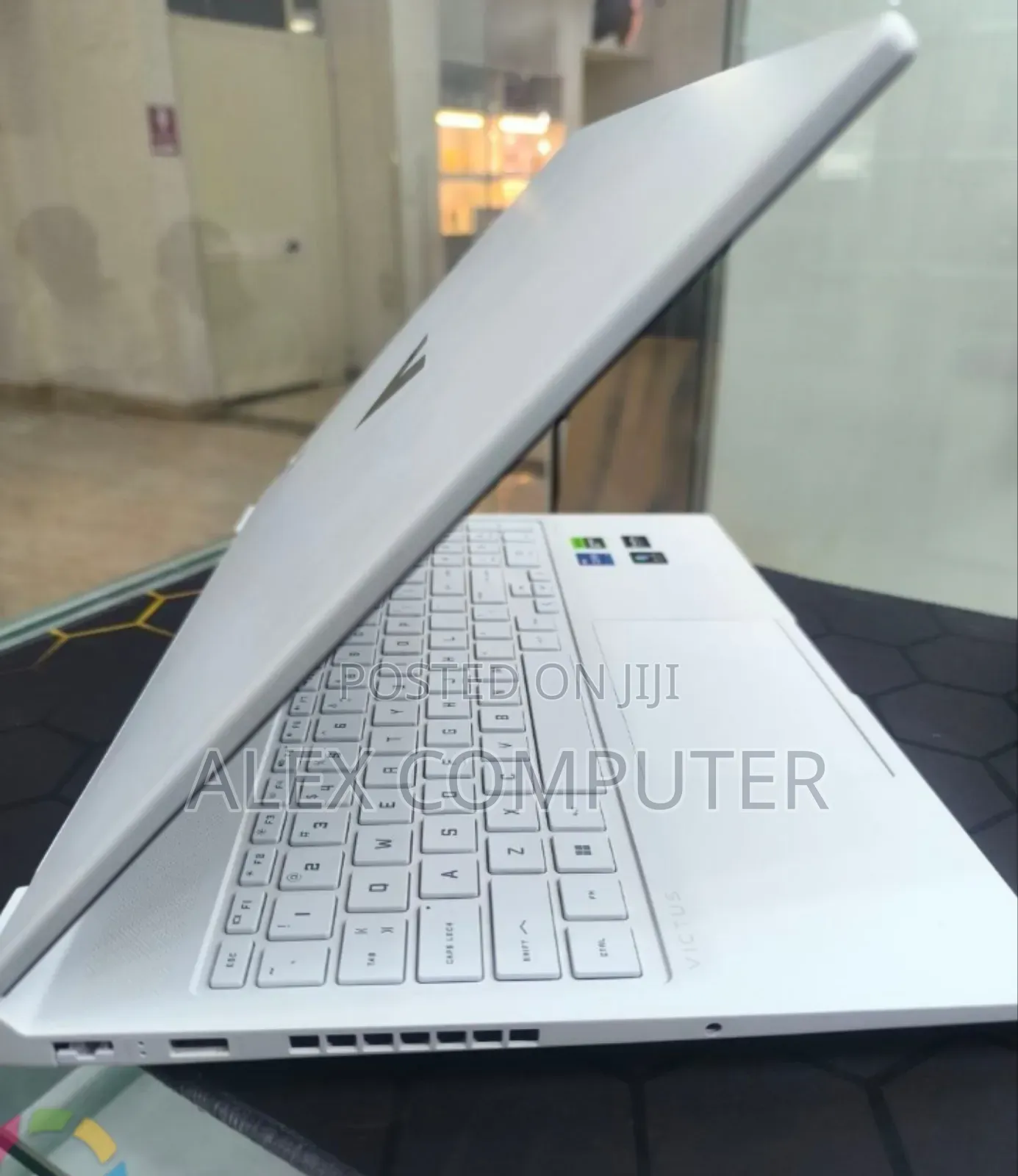 New Laptop HP Victus 16 16GB Intel Core i7 SSD 1T