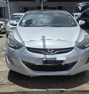 Hyundai Elantra 2013 Silver
