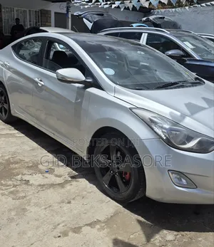Hyundai Elantra 2013 Silver