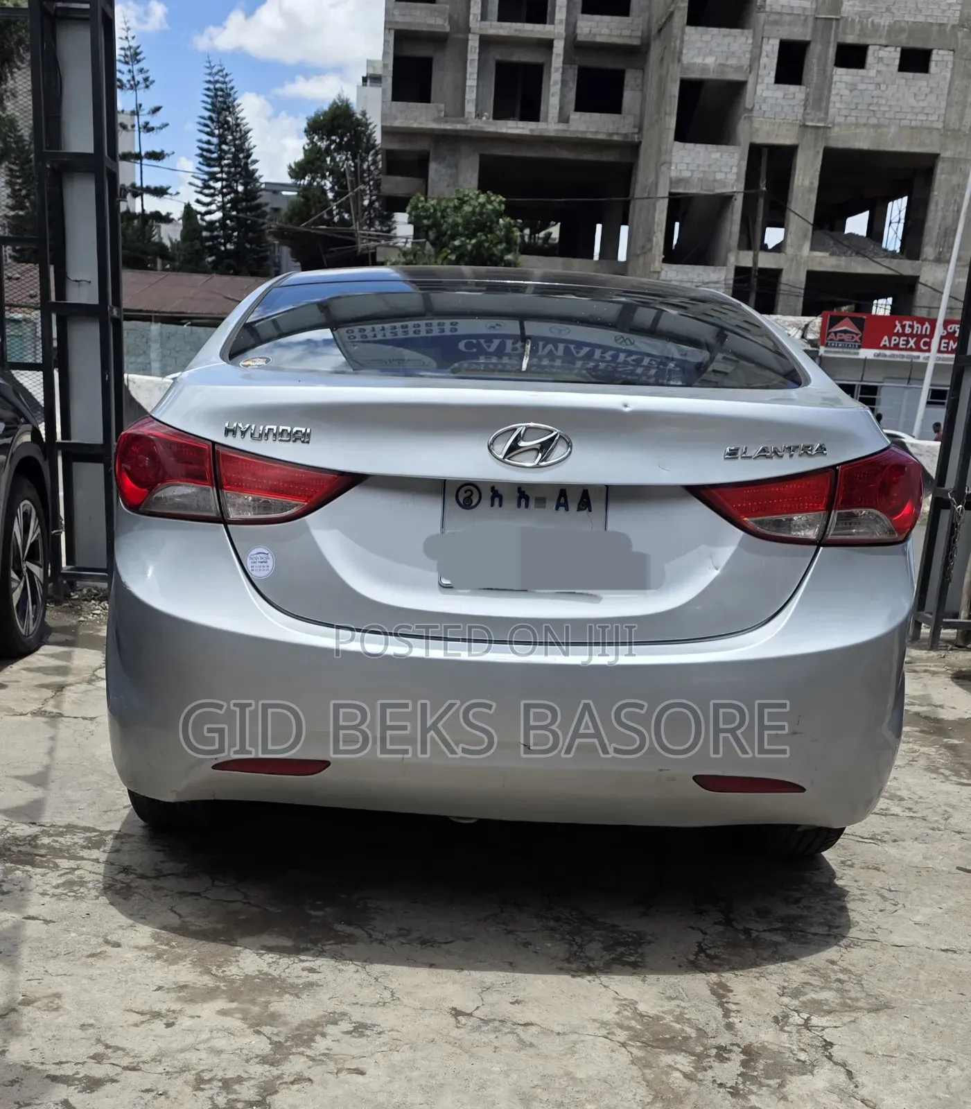 Hyundai Elantra 2013 Silver