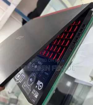 New Laptop Acer Nitro 5 8GB Intel Core i5 SSD 256GB